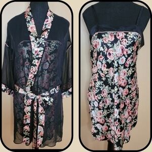 VINTAGE PATRICIA LINGERIE Short Peignoir Nightgown and Robe Set
